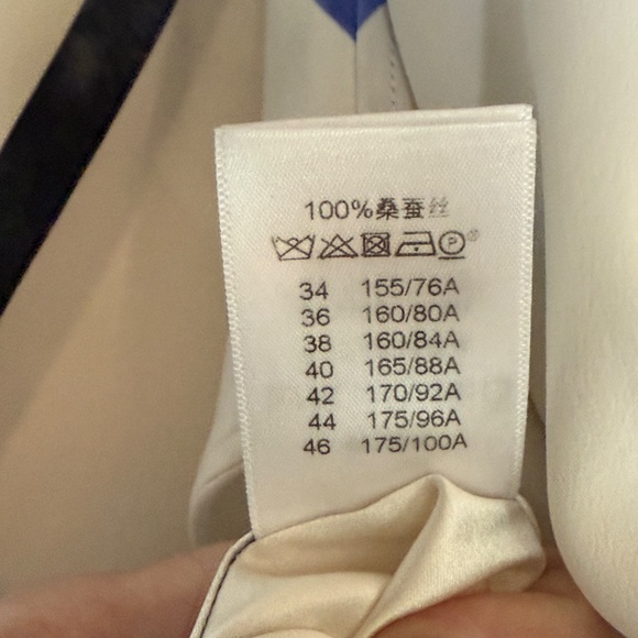Celine "Phoebe Philo" 100% Silk Blue & White Blouse Pre Fall 2014 Size 38 - Picture 6 of 7